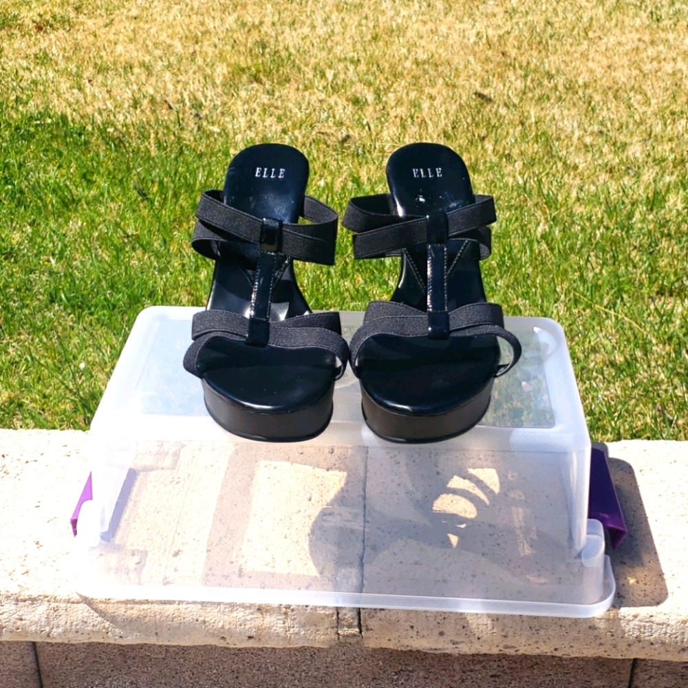 ELLE wedges
